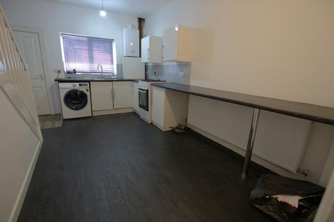 2 bedroom end of terrace house for sale, Livesey Branch Road, Livesey, Blackburn