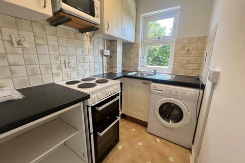 1 bedroom flat to rent, Shirley Road, Southampton SO15