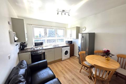 2 bedroom flat to rent, Urquhart Road, City Centre, Aberdeen, AB24