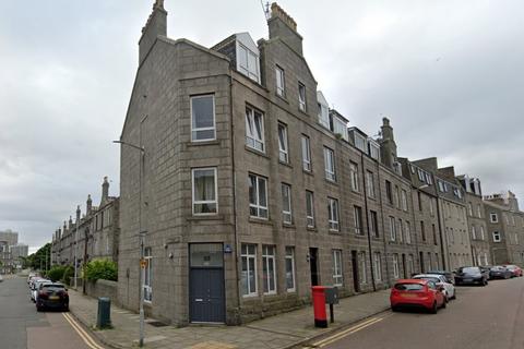 2 bedroom flat to rent, Urquhart Road, City Centre, Aberdeen, AB24