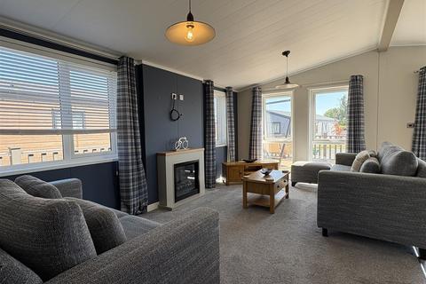 undefined, Oakwood Retreat Country Park, Newton On Derwent, York