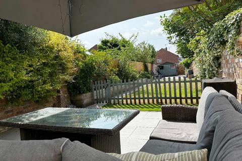 24 Emscote Road, Warwick, CV34 4PP