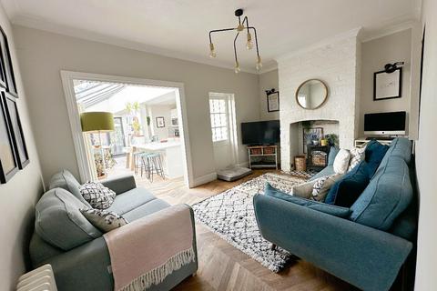 24 Emscote Road, Warwick, CV34 4PP