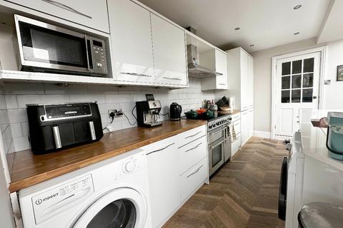 24 Emscote Road, Warwick, CV34 4PP