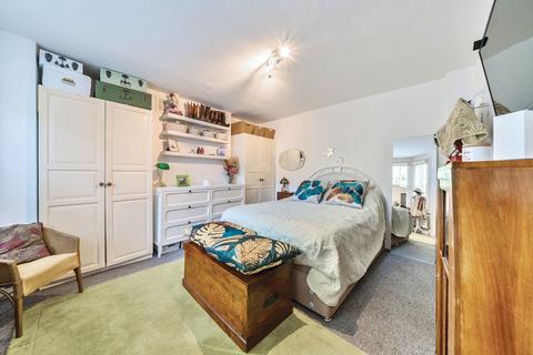 2 bedroom flat for sale, Brixton Water Lane, Brixton, London, SW2