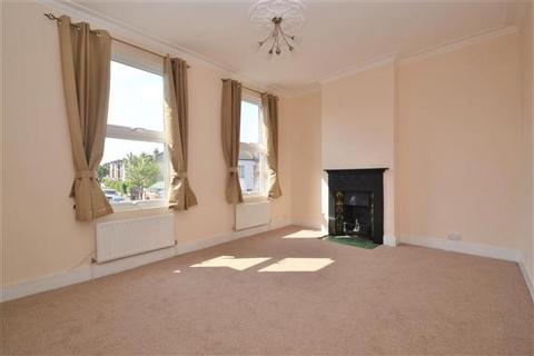 2 bedroom apartment to rent, Replingham Road, Southfields, SW18