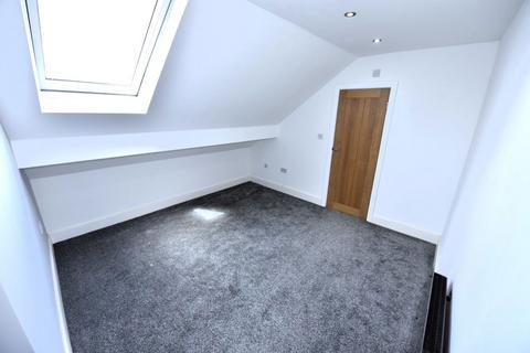 1 bedroom flat to rent, 134 Cardigan Road, Flat 2