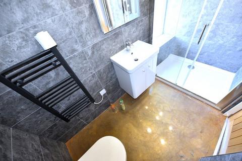 1 bedroom flat to rent, 134 Cardigan Road, Flat 2