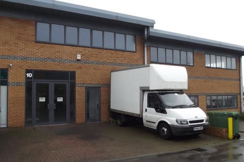Distribution warehouse to rent, Bowman Ct Royal Wootton Bassett SN4 7DB