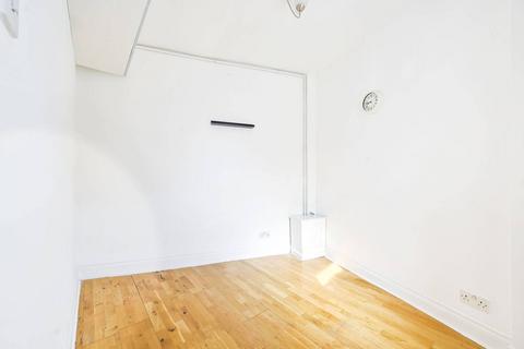 2 bedroom flat to rent, Greyhound Road, West Kensington, London, W6