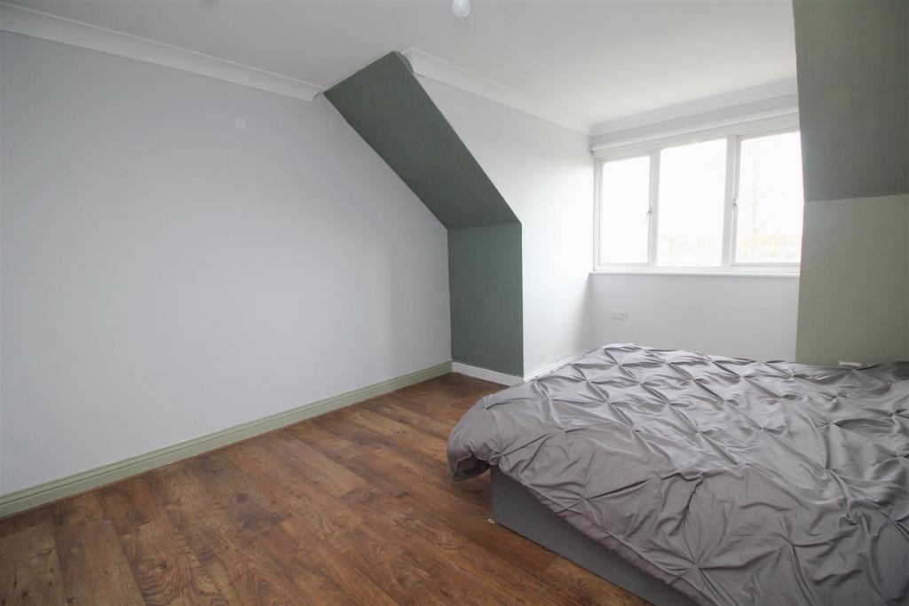 Main bedroom.JPG