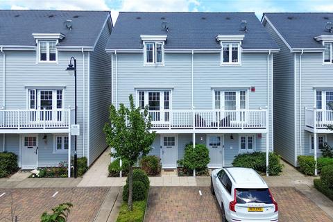 undefined, Champlain Street, Berkshire RG2