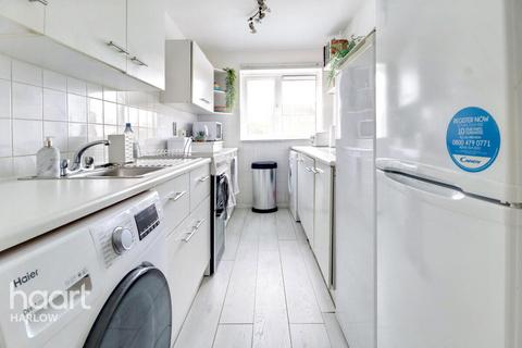 2 bedroom flat for sale, Red Willow, Harlow
