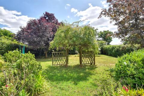 4 bedroom detached bungalow for sale, Ashford Road, High Halden, Ashford