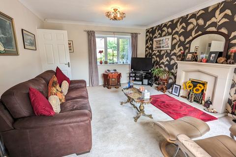 15 Bittern Road, Worcester, WR5 3LT