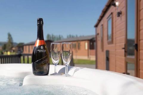 1 bedroom lodge for sale, Newtown SY17