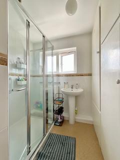 19 Berthon Road, Little Mill, Pontypool, NP4 0HE