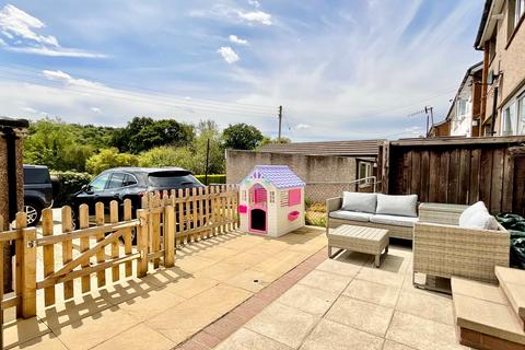19 Berthon Road, Little Mill, Pontypool, NP4 0HE