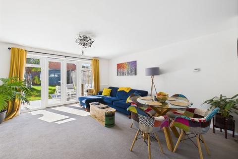 3 bedroom end of terrace house for sale, Roman Lane, Horsham RH13