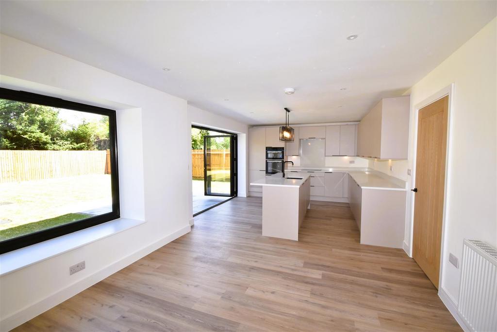 Open plan dining kitchen