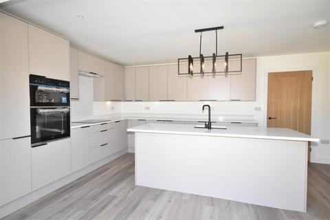 undefined, Gretton Close, Claypole, Newark