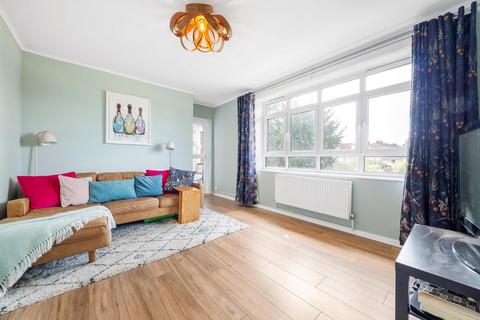 21 Thornton Gardens, London, SW12 0LQ
