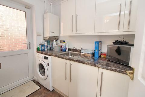128 Ivel Road, Shefford, SG17 5UE