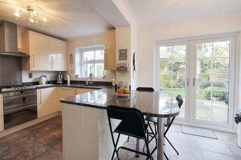 128 Ivel Road, Shefford, SG17 5UE