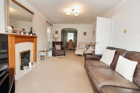 128 Ivel Road, Shefford, SG17 5UE