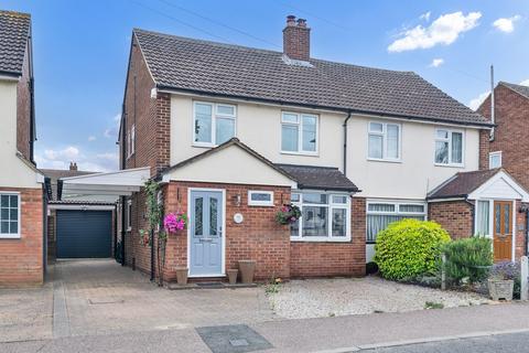 3 bedroom semi-detached house for sale, Garden Walk, Royston SG8