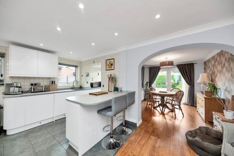 3 bedroom semi-detached house for sale, Garden Walk, Royston SG8