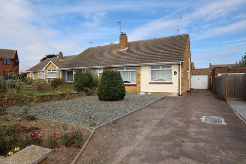 2 bedroom bungalow for sale, Barrington Close , Little Clacton