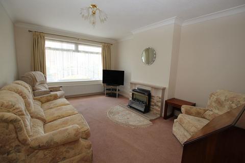 2 bedroom bungalow for sale, Barrington Close , Little Clacton