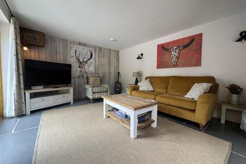 2 bedroom house to rent, CHITTLEHAMPTON