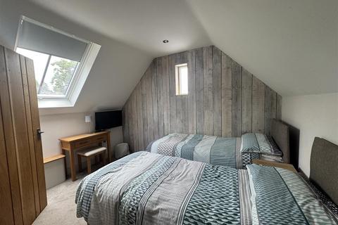 2 bedroom house to rent, CHITTLEHAMPTON