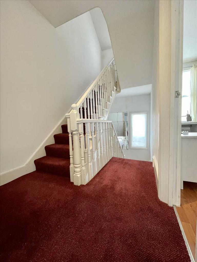 Stairs/landing to