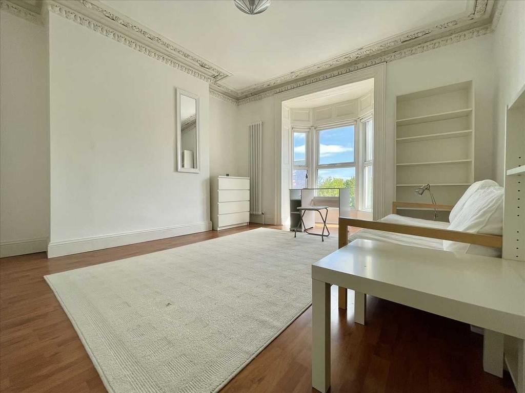 BEDROOM NO.1 (front)