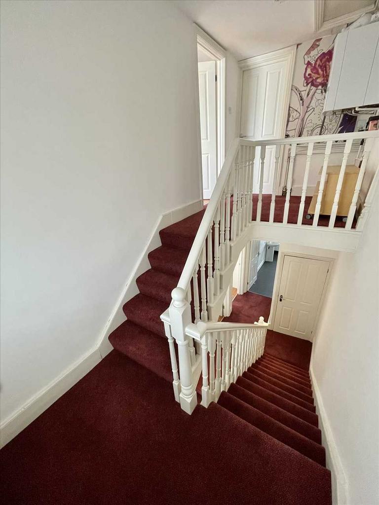 Stairs/landing to