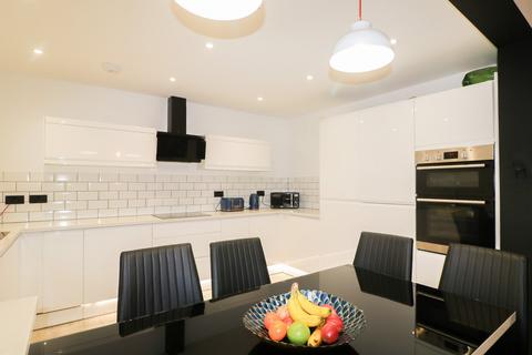 3 bedroom apartment for sale, Le Mont Millais, St Helier, Jersey, JE2