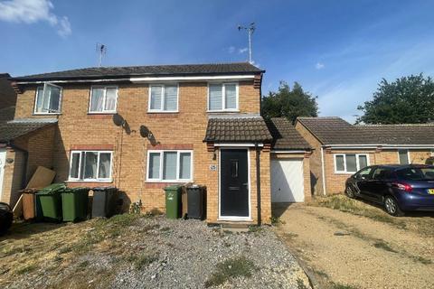 2 bedroom semi-detached house to rent, Fletton Fields, Peterborough, PE2