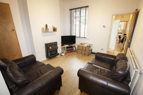 4 bedroom house to rent, Dale Road, Birmingham B29