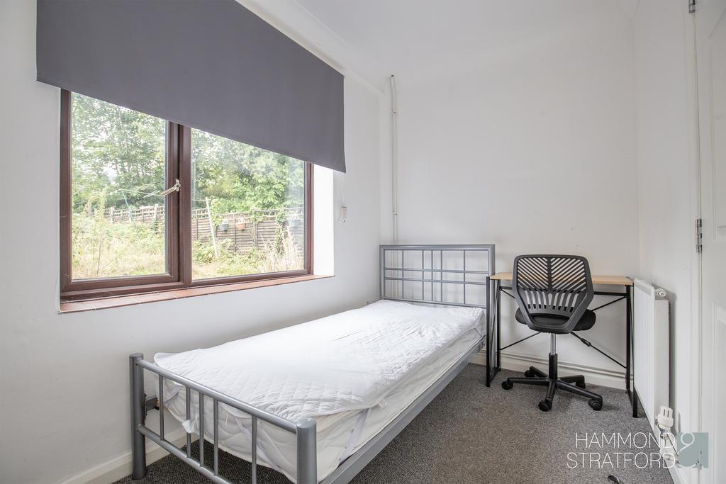 Lounge/4th Bedroom