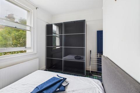 1 bedroom flat to rent, First Avenue, Hove