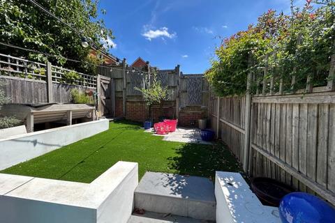 undefined, St Thomas's Mews, Guildford GU1