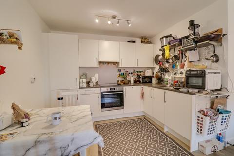 2 bedroom flat for sale, John Thornycroft Road, Woolston