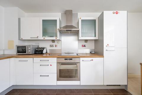 2 bedroom apartment for sale, Oceanis Apartments, London, E16