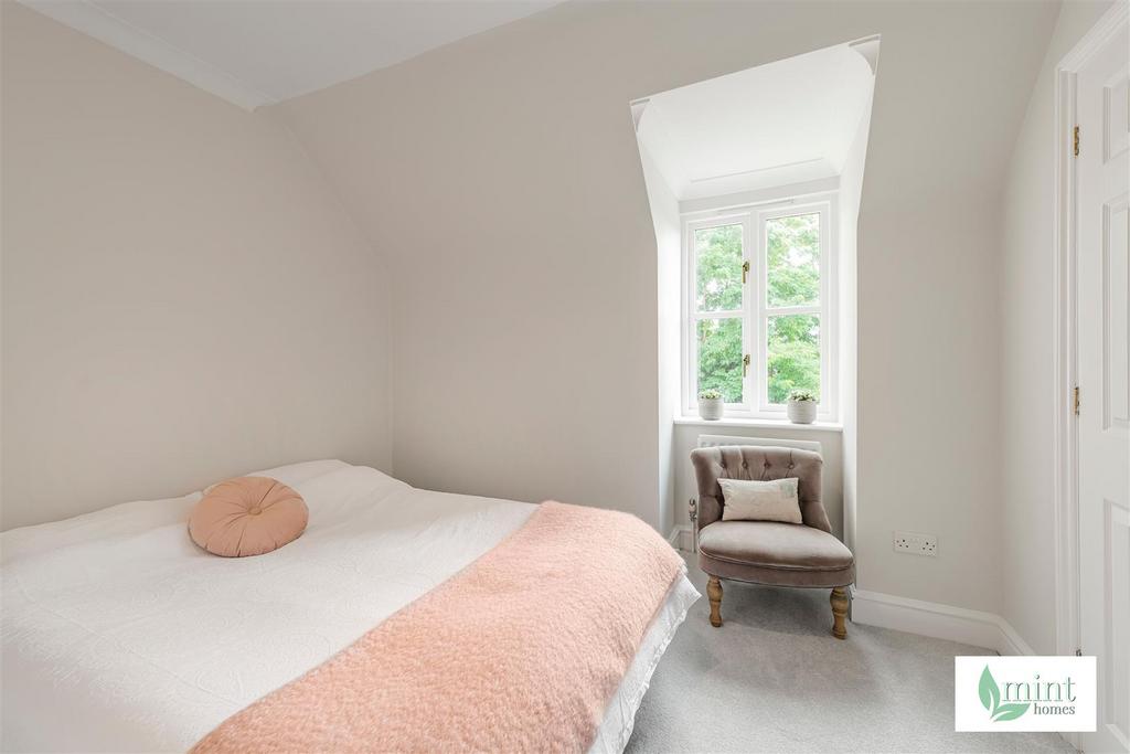 Mint homes 45 st martin mews  25 .JPG