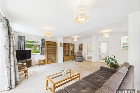 undefined, Beverley Gardens, Reading RG10