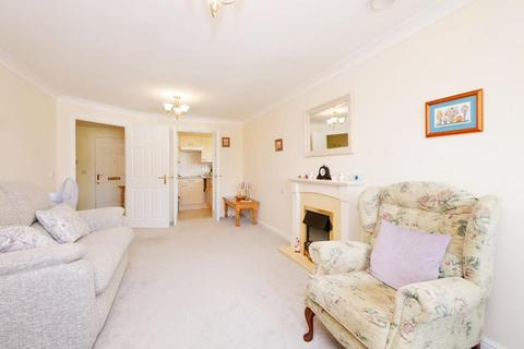 1 bedroom apartment for sale, The Village, York YO32