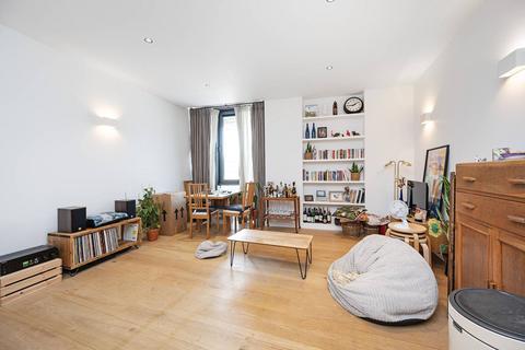 2 bedroom flat for sale, The Arthaus, Hackney, London, E8